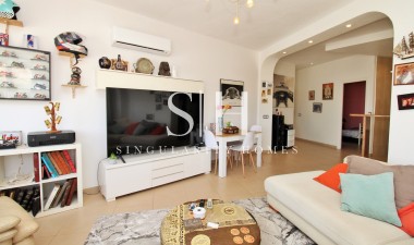 Wiederverkauf - Wohnung - Orihuela Costa - Villamartin