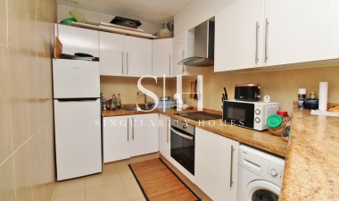 Wiederverkauf - Wohnung - Orihuela Costa - Villamartin