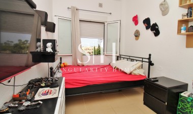Wiederverkauf - Wohnung - Orihuela Costa - Villamartin