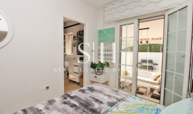 Resale - Villa - Orihuela Costa - Villamartin