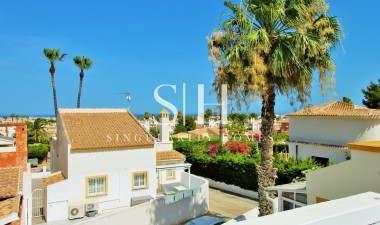 Resale - Villa - Orihuela Costa - Villamartin