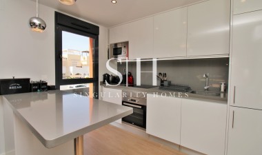 Resale - Apartment / flat - Orihuela Costa - Villamartin