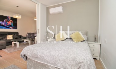 Resale - Apartment / flat - Orihuela Costa - Villamartin