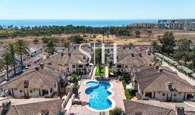 Resale - Apartment / flat - Torrevieja - Punta Prima