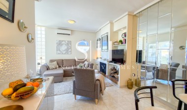 Resale - Apartment / flat - Torrevieja - Punta Prima