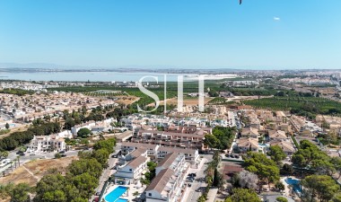 Resale - Apartment / flat - Torrevieja - Punta Prima
