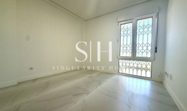 Återförsäljning - Lägenhet / lägenhet - Orihuela Costa - Costa Blanca