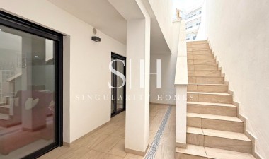Återförsäljning - Villa - Orihuela Costa - Villamartín