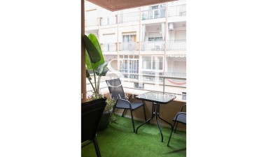Reventa - Apartamento / piso - Torrevieja