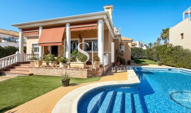 Wiederverkauf - Villa - Torrevieja - Torrelamata - La Mata