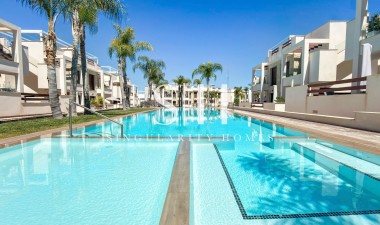 Odsprzedaż - Mieszkanie w bloku - Torrevieja - Los Balcones - Los Altos del Edén