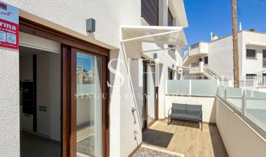 Odsprzedaż - Mieszkanie w bloku - Torrevieja - Los Balcones - Los Altos del Edén