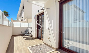 Odsprzedaż - Mieszkanie w bloku - Torrevieja - Los Balcones - Los Altos del Edén