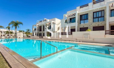 Odsprzedaż - Mieszkanie w bloku - Torrevieja - Los Balcones - Los Altos del Edén