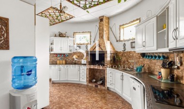 Odsprzedaż - Villa - Ciudad Quesada