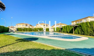 Återförsäljning - Bungalow - Orihuela Costa - Playa Flamenca