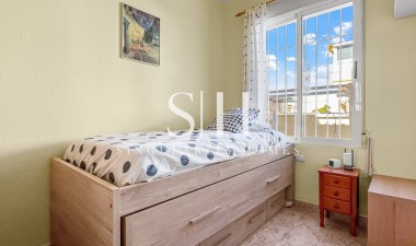 Återförsäljning - Bungalow - Orihuela Costa - Playa Flamenca