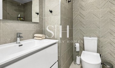 Resale - Apartment / flat - Orihuela Costa - Los Dolses