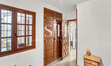 Odsprzedaż - Bungalow - Torrevieja - Nueva Torrevieja - Aguas Nuevas