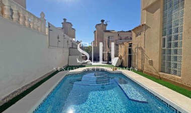 Wiederverkauf - Haus - Orihuela Costa - Villamartín