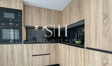 Resale - Apartment / flat - Orihuela Costa - Punta Prima