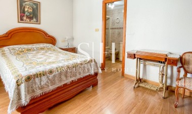 Odsprzedaż - Mieszkanie w bloku - Torrevieja - El Acequión - Los Náufragos