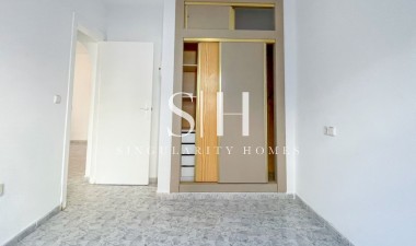 Odsprzedaż - Bungalow - Orihuela Costa - Playa Flamenca