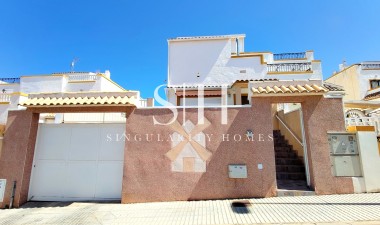 Odsprzedaż - Dom - Torrevieja - Costa Blanca