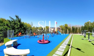 Odsprzedaż - Dom - Torrevieja - Costa Blanca