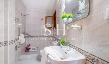 Odsprzedaż - Bungalow - Torrevieja - La Siesta - El Salado - Torreta