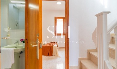 Odsprzedaż - Bungalow - Torrevieja - La Siesta - El Salado - Torreta