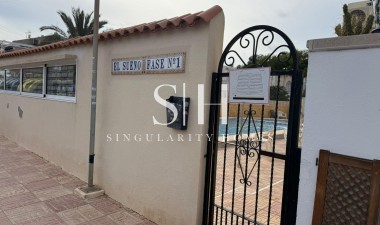 Odsprzedaż - Bungalow - Torrevieja - La Siesta - El Salado - Torreta