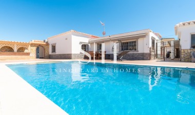 Resale - Villa - Torrevieja - Torreta florida