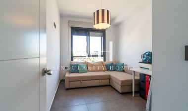 Odsprzedaż - Mieszkanie w bloku - Orihuela Costa - Costa Blanca