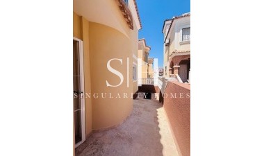 Återförsäljning - Villa - Orihuela Costa - Costa Blanca