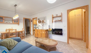 Resale - Apartment / flat - Torrevieja - Playa de los locos