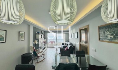 Resale - Apartment / flat - Torrevieja - Playa del cura