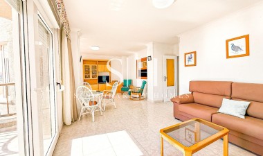 Resale - Apartment / flat - Torrevieja - Playa de los locos