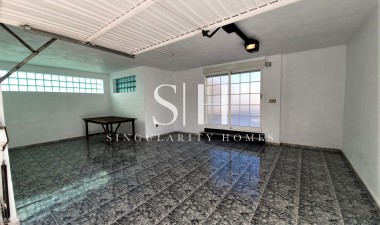 Odsprzedaż - Villa - Torrevieja - Los Frutales