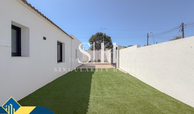 Odsprzedaż - Villa - Torrevieja - Los Balcones