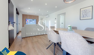 Odsprzedaż - Villa - Torrevieja - Los Balcones