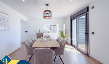 Odsprzedaż - Villa - Torrevieja - Los Balcones