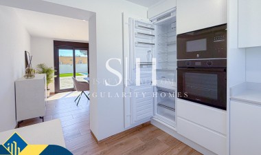 Odsprzedaż - Villa - Torrevieja - Los Balcones