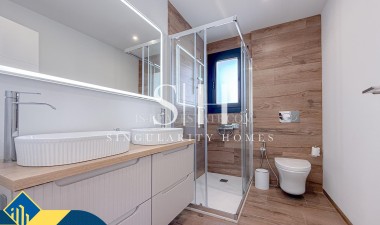 Odsprzedaż - Villa - Torrevieja - Los Balcones