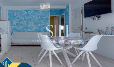 Resale - Apartment / flat - Torrevieja - Playa de los locos
