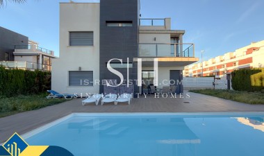 Resale - Villa - Orihuela Costa - Lomas de Cabo Roig