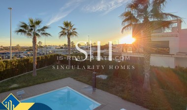 Resale - Villa - Orihuela Costa - Lomas de Cabo Roig