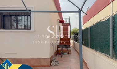 Återförsäljning - Villa - Torrevieja - Aguas Nuevas
