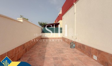 Återförsäljning - Villa - Torrevieja - Aguas Nuevas