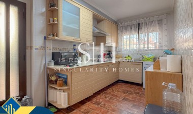 Återförsäljning - Villa - Torrevieja - Aguas Nuevas